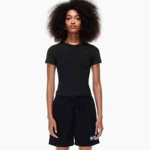 NWT Aritzia Hold-It Taxi T-Shirt *BLACK*